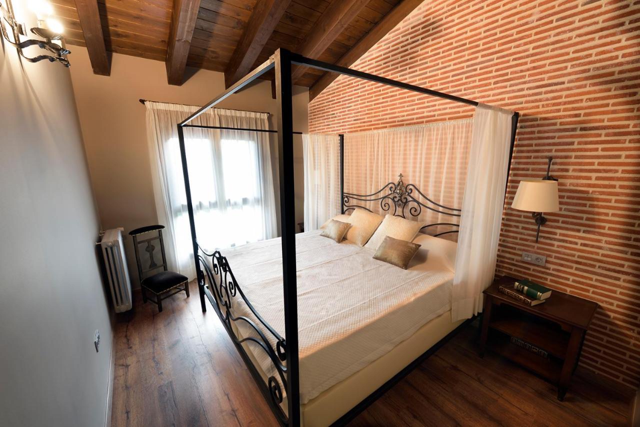 Casa Rural La Puerta Del Rio Lobos San Leonardo De Yague Ngoại thất bức ảnh